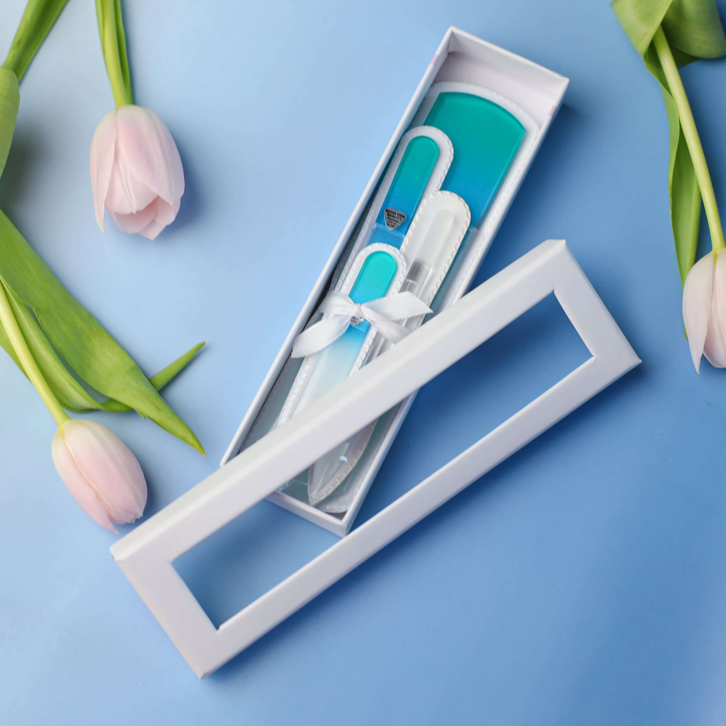 4-Piece Czech Glass file starter kit in aqua presented in a white box, surrounded by tulips.