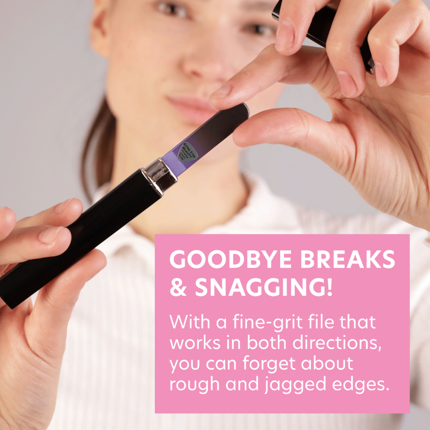 Single Glass Nail File in Black/Cobalt with Hard Case