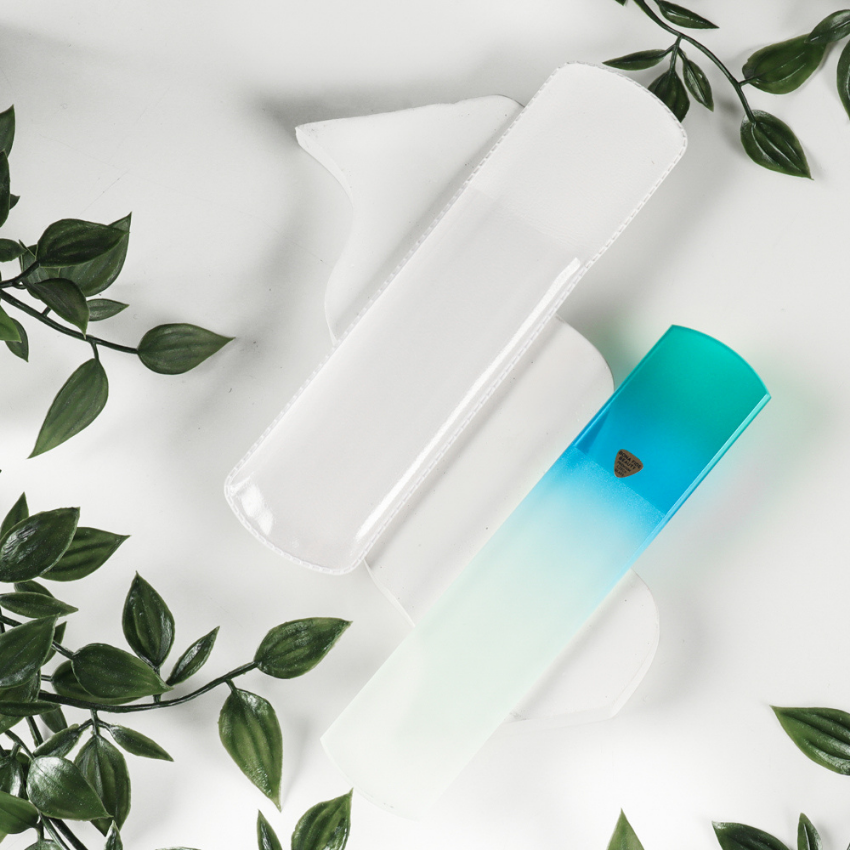 Single Glass Foot File in Green/Aqua